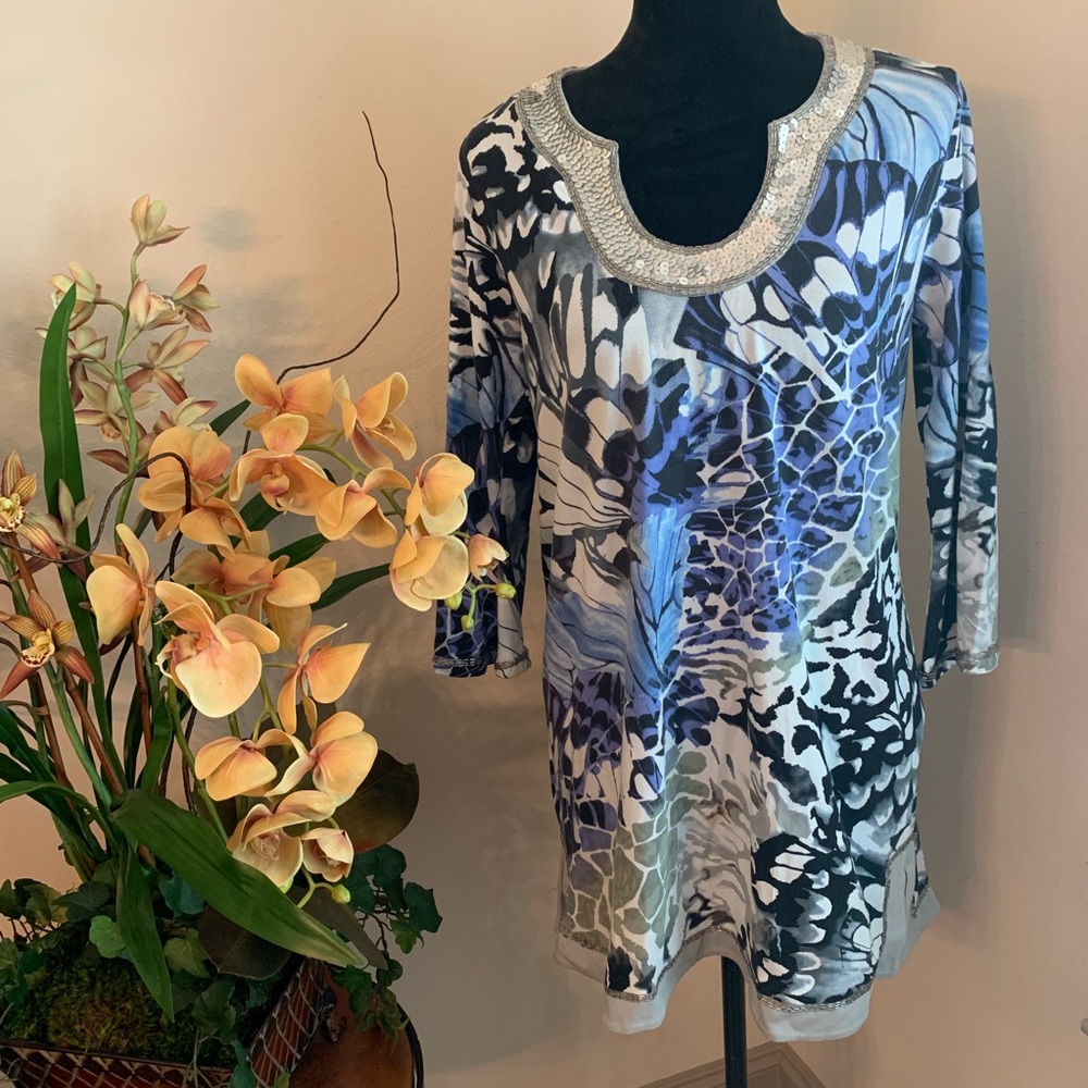 JOYOUS & FREE  I  Sequin Embellished Tunic